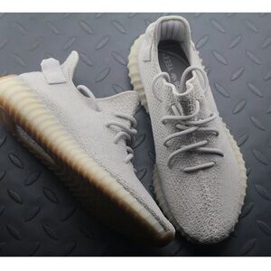 Yeezy Boost 350 v2 grey sesame Sneakers